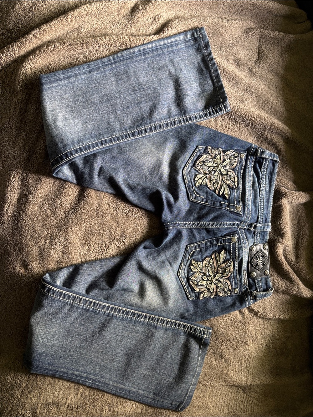 Women’s miss me jeans!